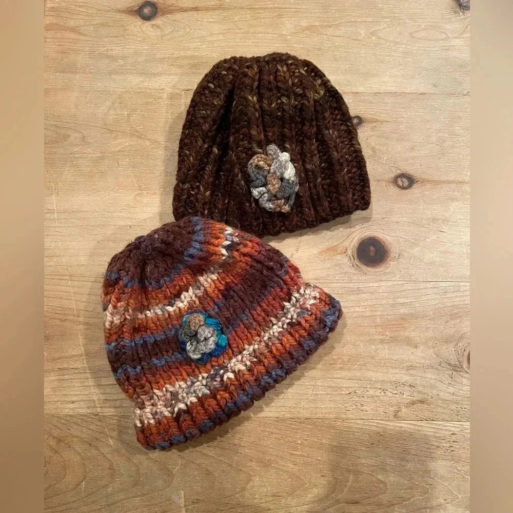 NWOT Women’s/girls Duo of fall cottage-core/boho/boho chic/fairycore beanies